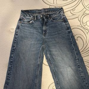 Super high rise wide web American eagle jeans size 2